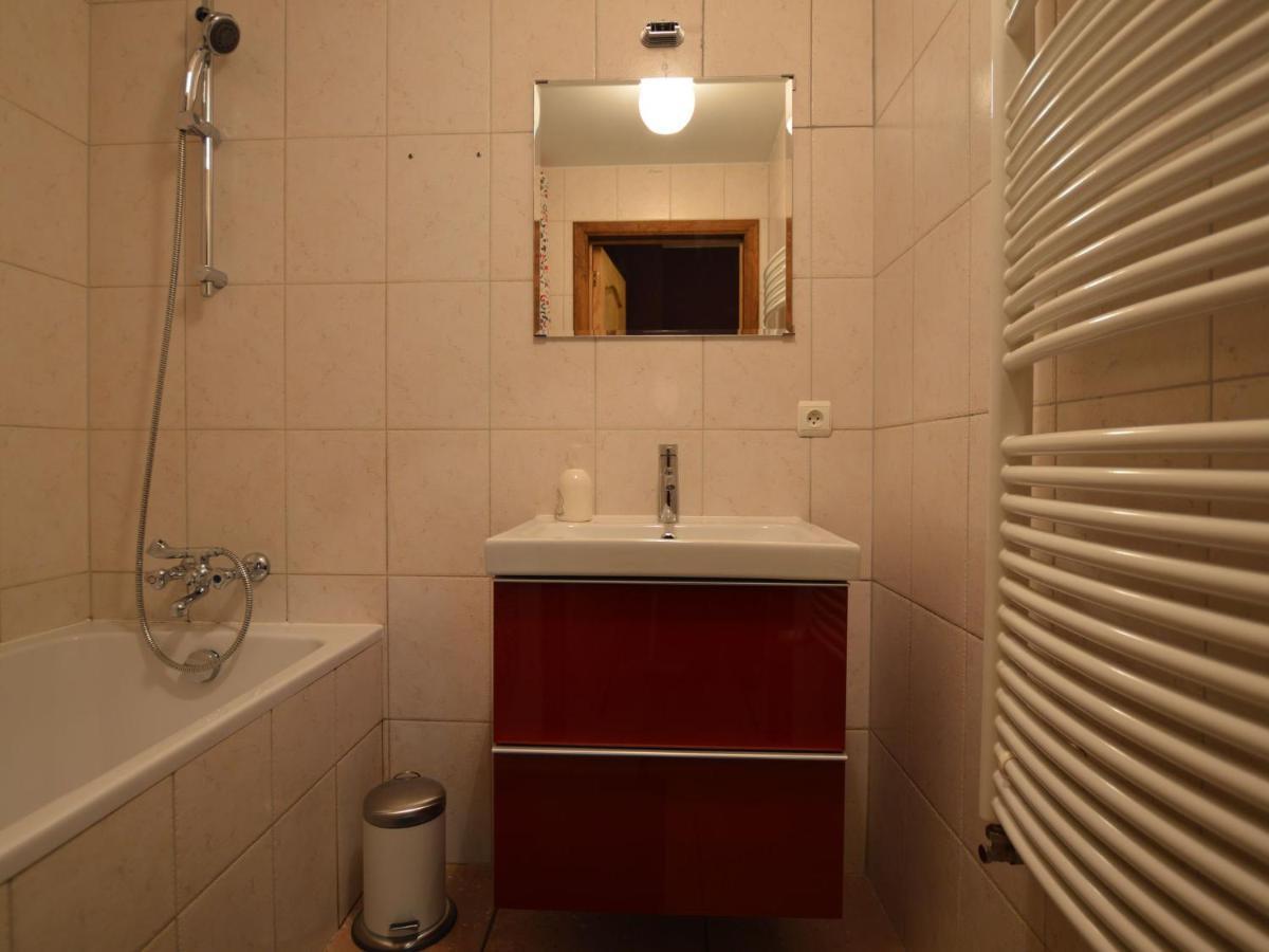 Leuk Huis Met Zwembad Cetturu Luaran gambar